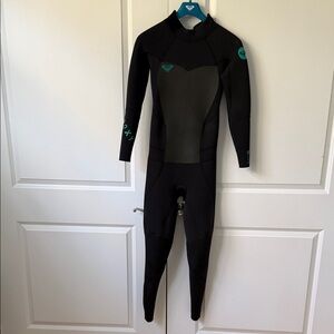 Roxy Women’s 4/3 Syncro Wetsuit